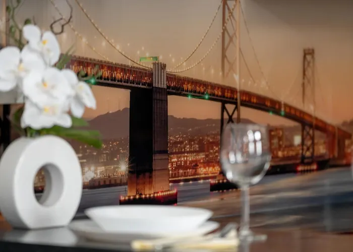 Przytulne Very Berry W Centrum Poznania By Renters Познань